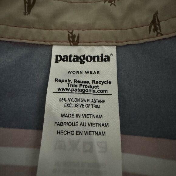 PATAGONIA‎ Size 36 Wavefarer Boardshorts Striped Swim Surf Blue, Red, White - Picture 5 of 7